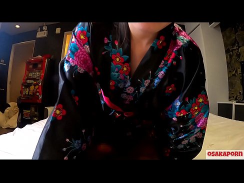 ❤️ Jong cosplay famke hâldt fan seks oant orgasme mei in spuit yn in hynstefrou en in blowjob. Aziatyske famke mei hierige kut en prachtige tieten yn tradisjoneel Japansk kostúm yn amateurfideo dy't masturbaasje toant mei neukboartersguod. Sakura 3 OSAKAPORN. ❤️❌ Moaie porno by wy ❤